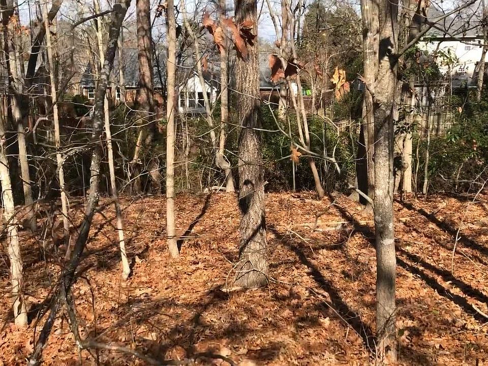 1st image of 326 Carola Ln