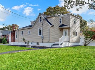 239 Bayview Avenue, East Patchogue, NY 11772