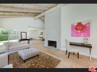 11540 Thurston Cir, Los Angeles, CA 90049