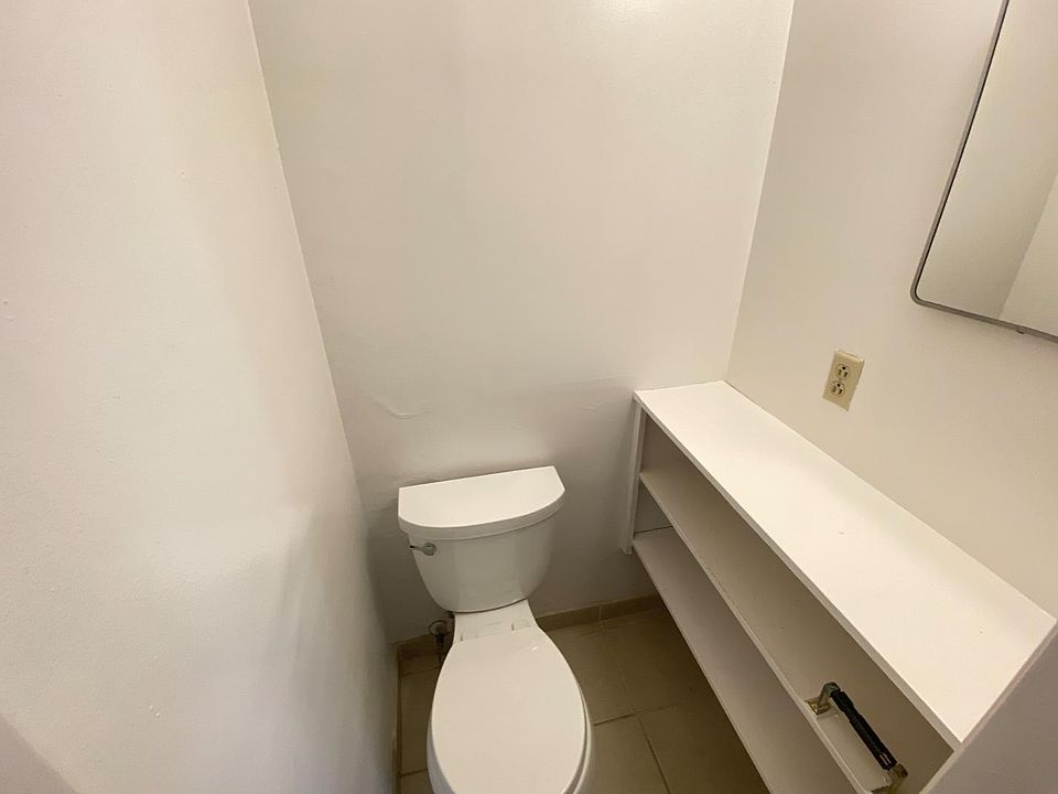 2nd image of 4628 Georgia St #3/4