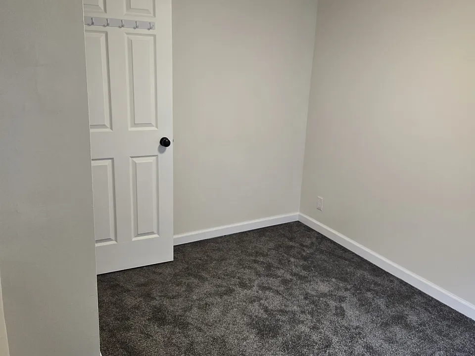 19 Ballston St