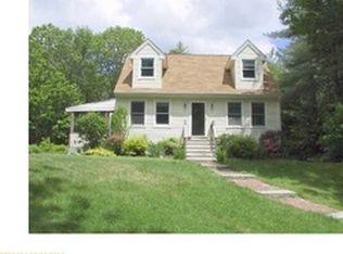 729 Coles Hill Rd, Wells, ME 04090