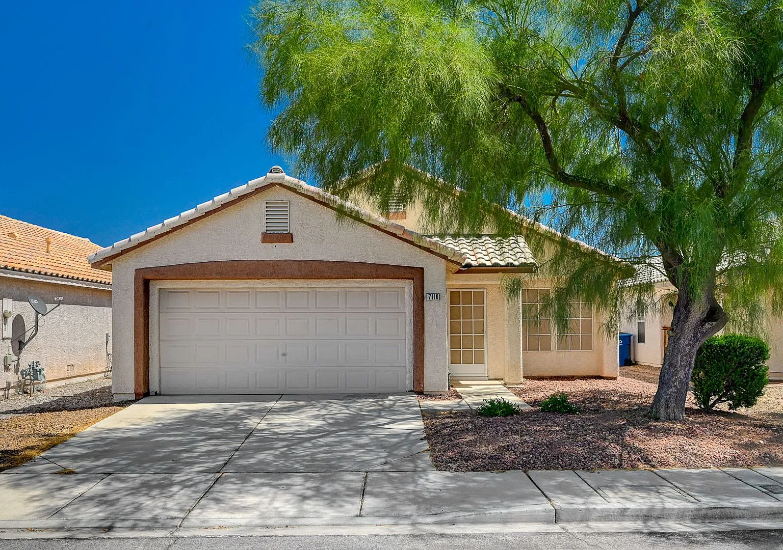 Quality Single Family Home 89131 — Photo 1