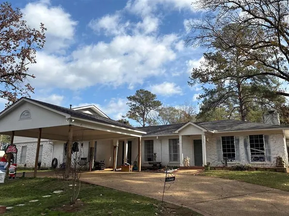 1015 Bob St, Mendenhall, MS 39114