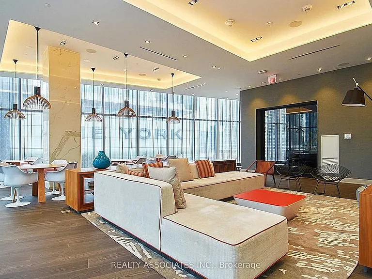 10 York St #2907 — Photo 5