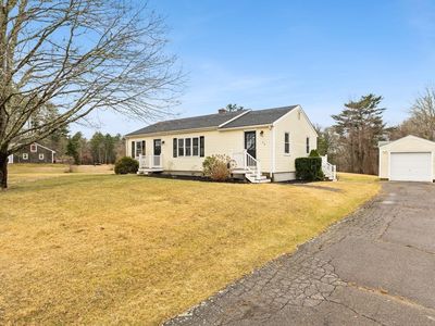53 Holmes St, Carver, MA, 02330