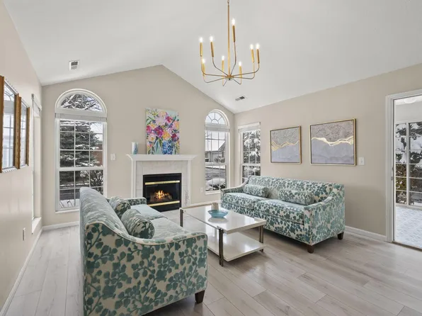 3651 Colonial Dr, Hilliard, OH 43026