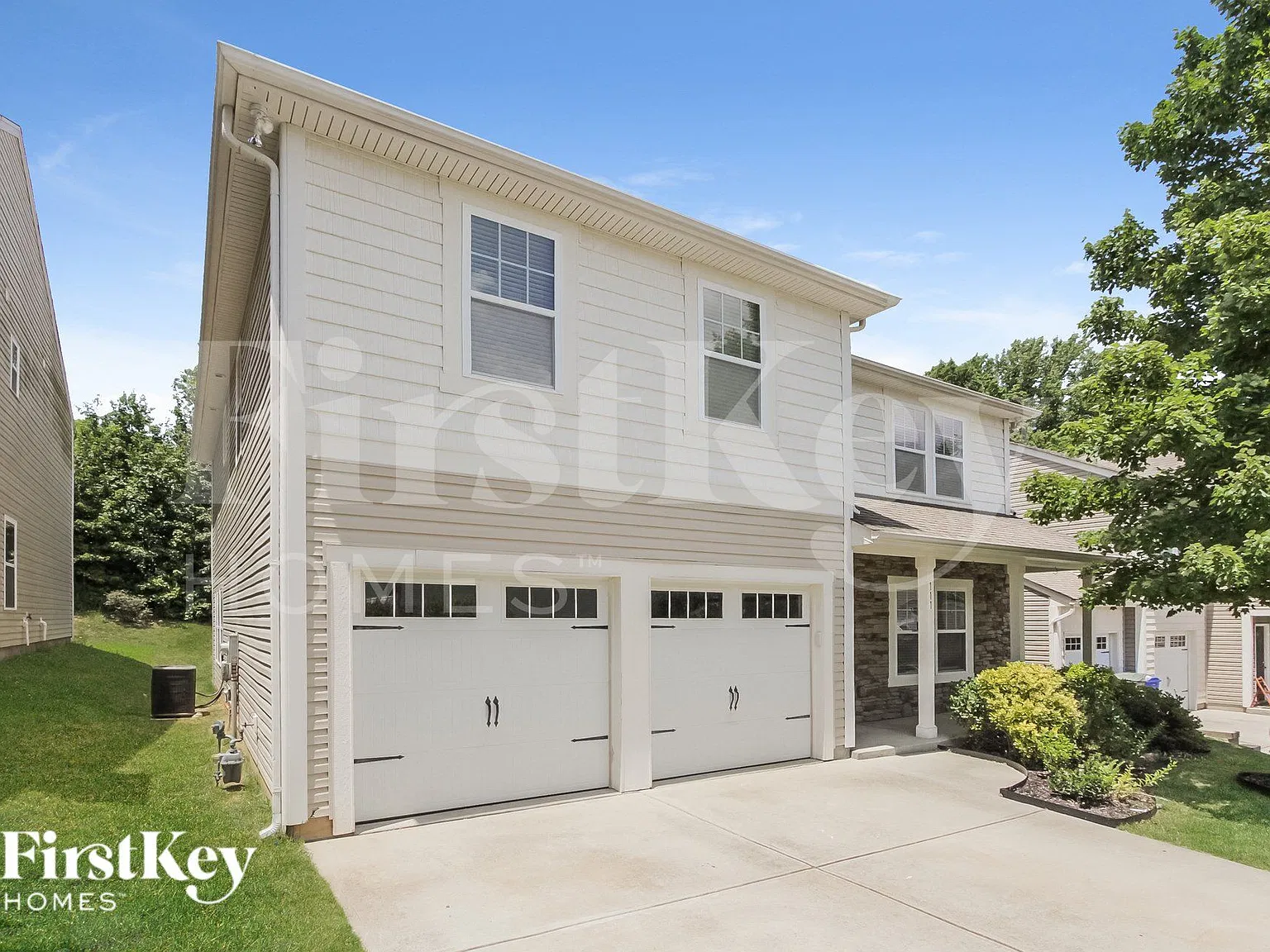 4 bed, 2.5 bath, 2975 sqft, $2,630 — Photo 3