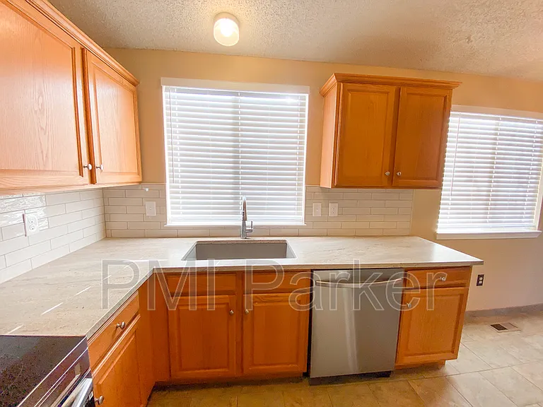 8493 Wild Alfalfa Pl — Photo 10