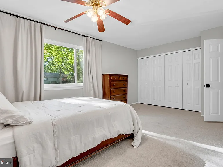 1052 Cedar Ridge Ct — Photo 20
