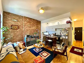 658 Carroll Street, #4B