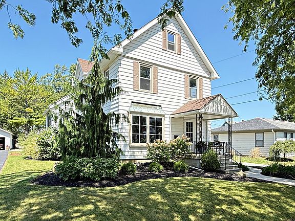 2nd image of 414 Hedges St