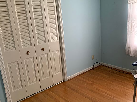 3rd image of 402 Powell St
