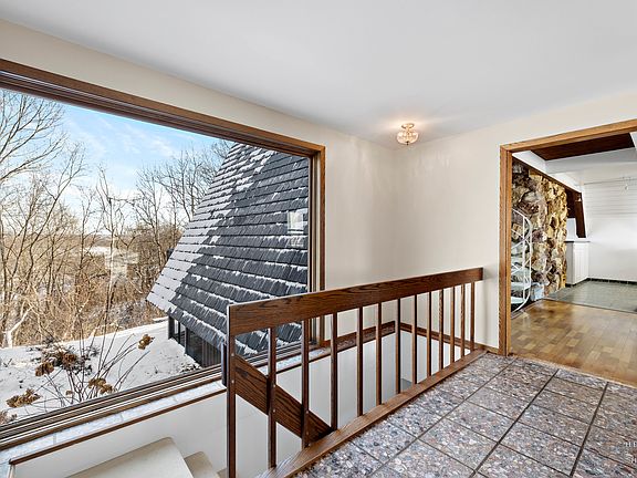 4th image of 7814 N Pillow Hill Rd