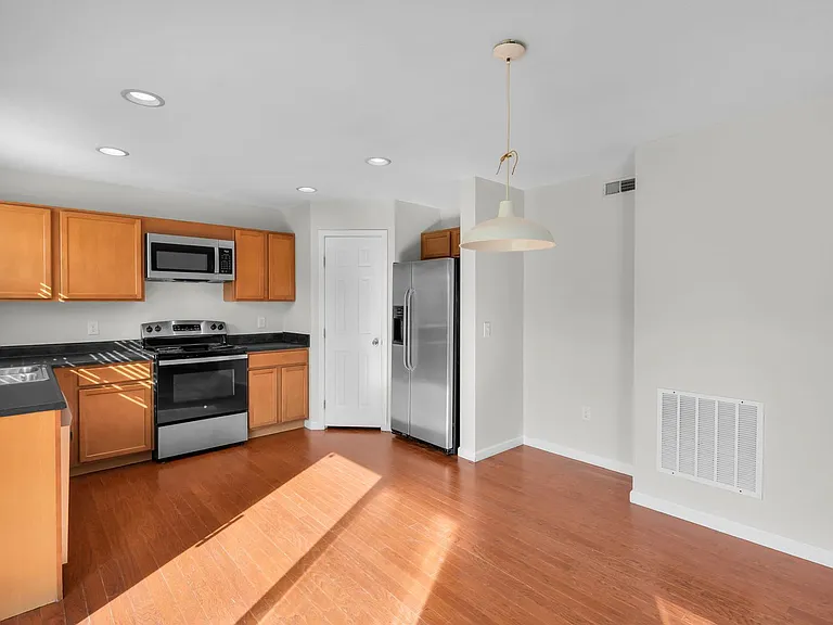 6035 Marsh Cir — Photo 7