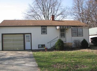 906 E 3rd St, Fowler, IN 47944