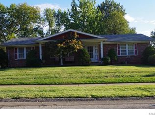 4738 Ashwick Ter, Saint Louis, MO