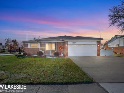 35995 Northgate Dr, Livonia, MI, 48152