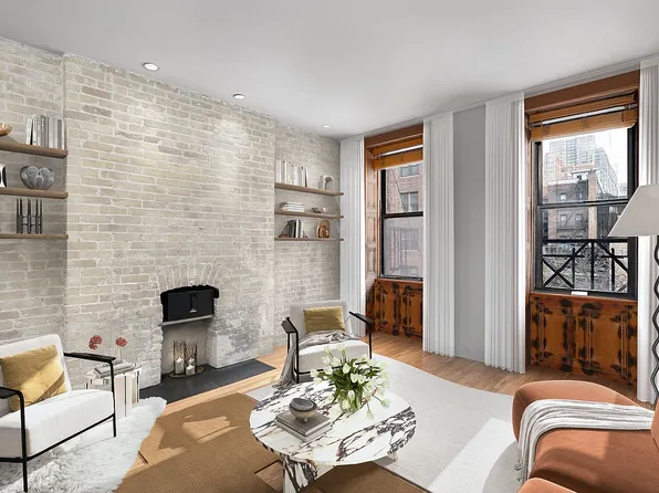 218 E 82nd St APT 4FW, New York, NY 10028