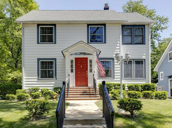 420 Jackson Ave, Dunellen, NJ 08812