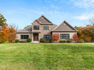 11 Gabby Court, Niskayuna, NY 12309