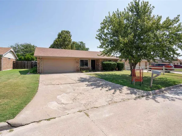 4520 SE Ellsworth Ave, Lawton, OK 73501