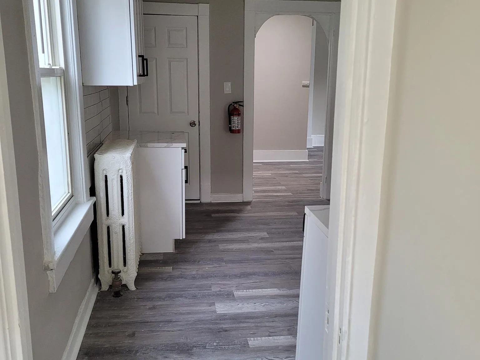 1 bed, 1500 sqft, $2,400 — Photo 2