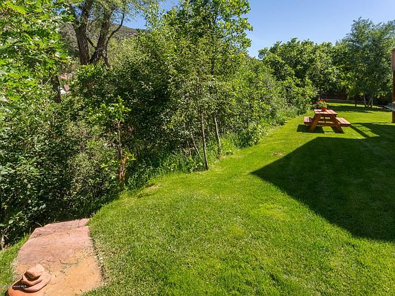 Backyard + path to river
