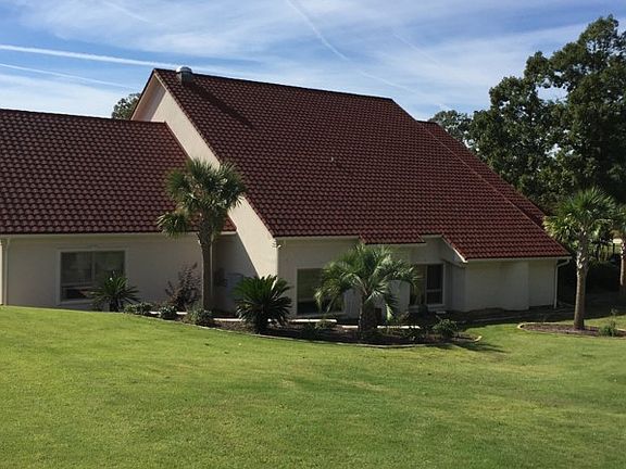 Street view large yard