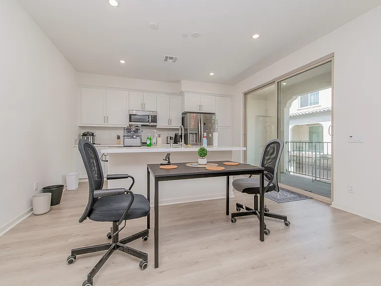 12249 Mirasol Loop #F — Photo 7