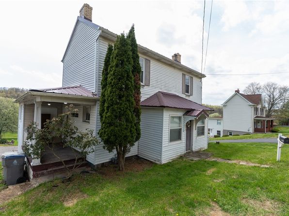 890 Venetia Rd, Venetia, PA 15367