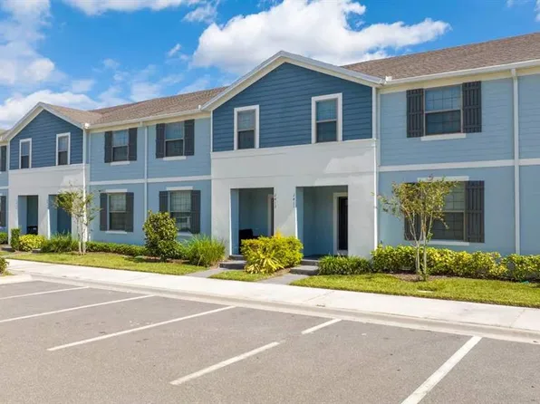 2411 Dubai St, Kissimmee, FL 34747