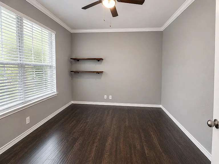 3202 Preston Hall Dr — Photo 3