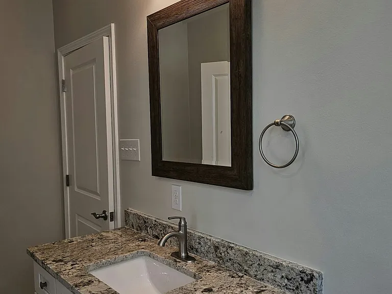 8709 Apricot St — Photo 44