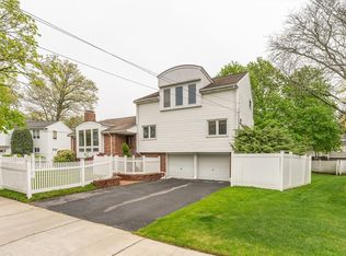 12 Sevland Rd, Newton, MA 02459