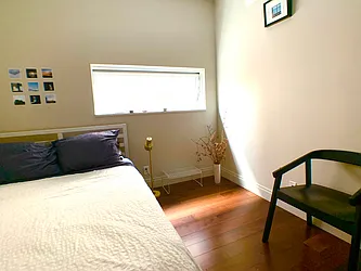 Rented by R New York