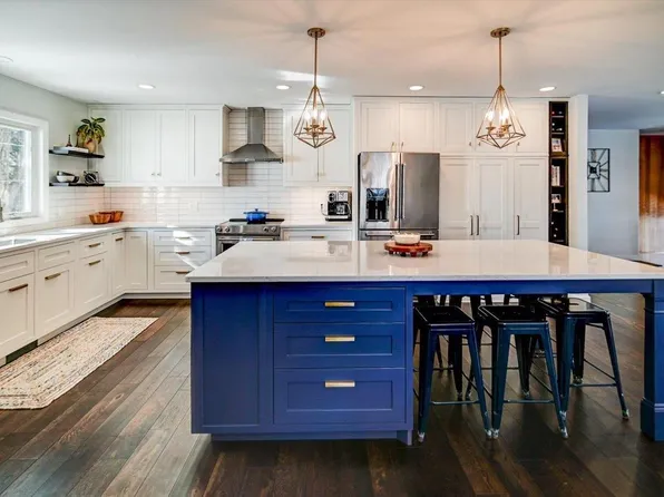 6639 Columbus Drive, Middleton, WI 53562