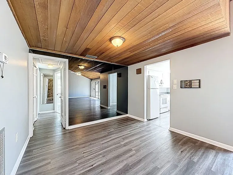 1921 Abbington St #23-C — Photo 2