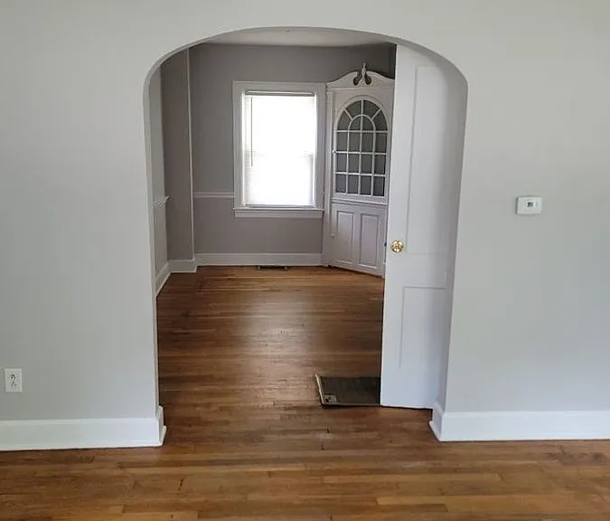 1411 Hill St — Photo 6