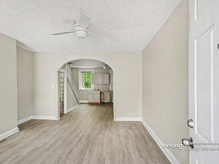 1111 W Lombard St — Photo 21