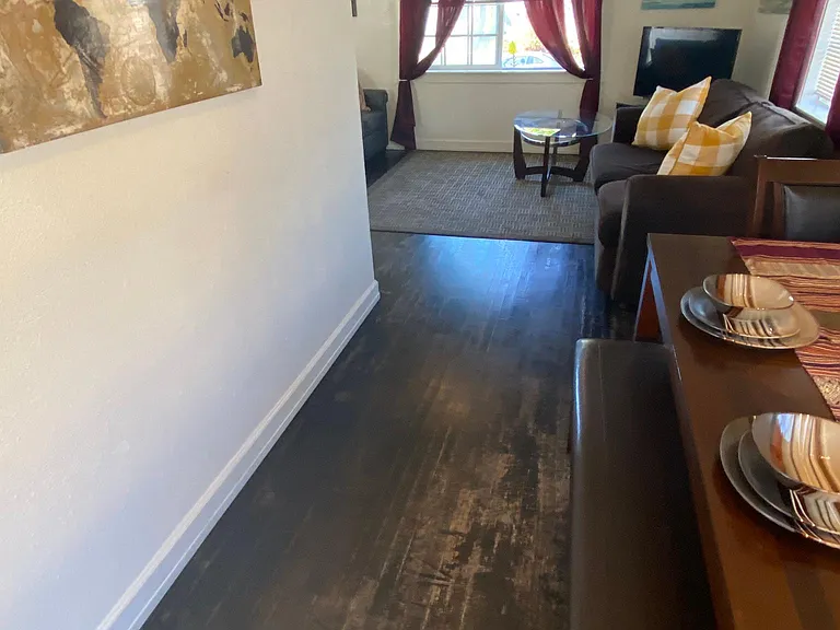Dinning Room to the Living Room.
