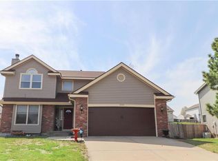 8622 N McDonald Ave, Kansas City, MO 64153