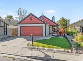 1215 Gilly Ln, Sparks, NV