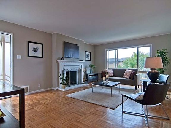 3rd image of 9 Creston Ave