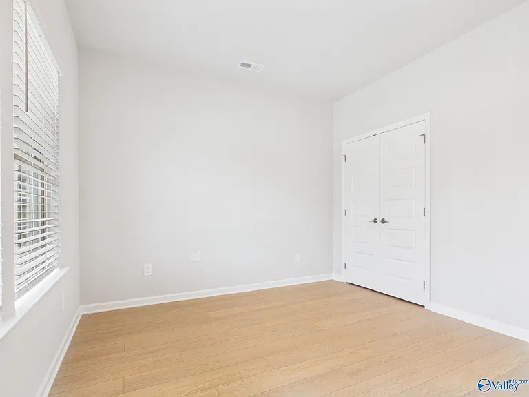 17993 Longleaf Dr — Photo 26