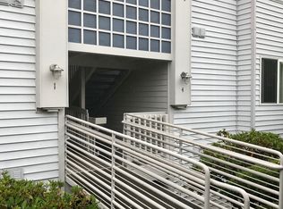 10620 SW Davies Rd UNIT 4, Beaverton, OR 97008