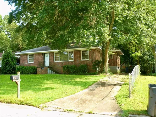 2336 Manor Ave, East Pt, GA 30344