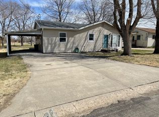 2725 O St, Belleville, KS 66935