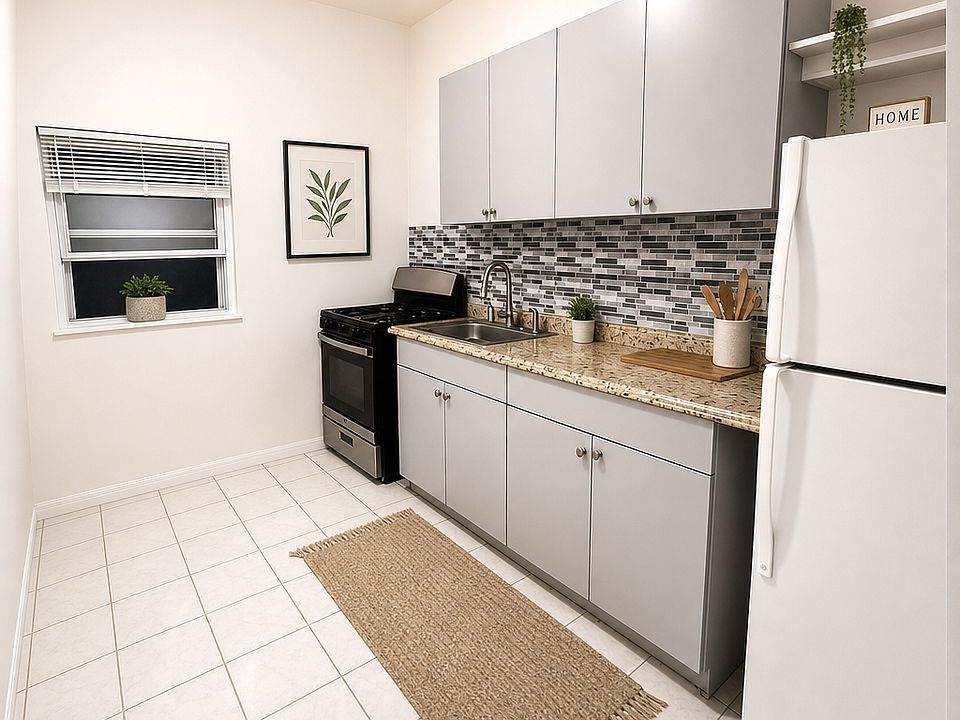 1st image of 116 Bay 50 St #2