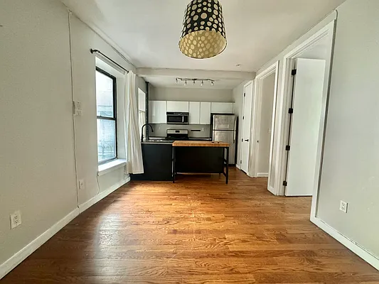 Rented by Doorway NYC, LLC | media 12
